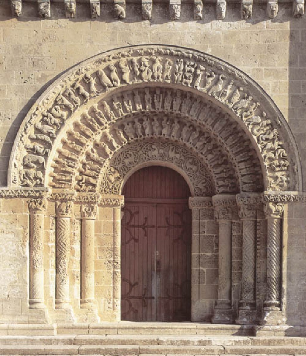 Портал собора Аулне, Сентож, Франция